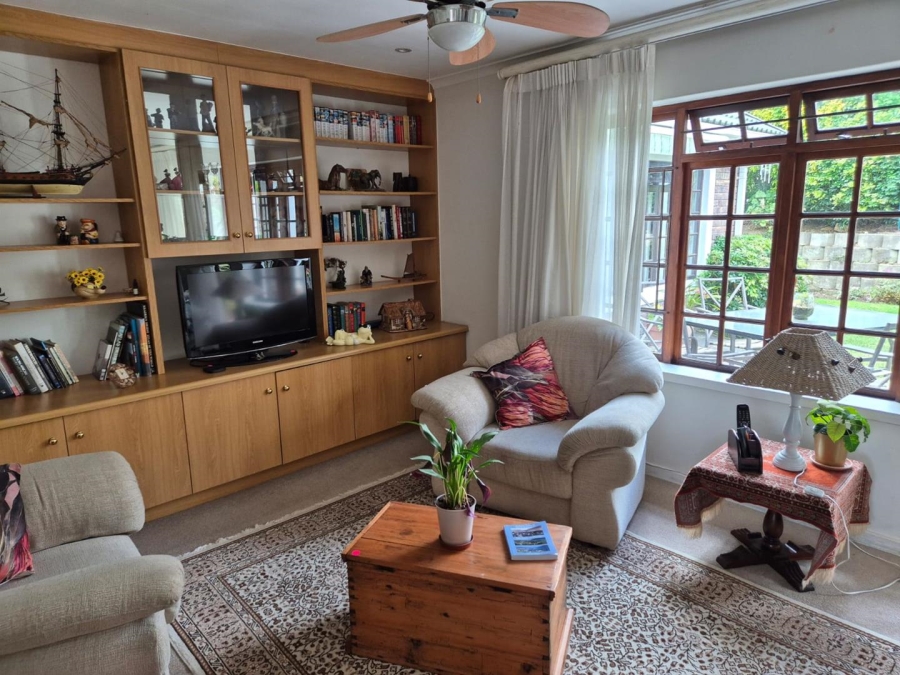 To Let 3 Bedroom Property for Rent in Old Place Western Cape